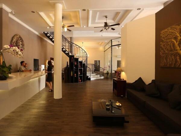 Hotel De Palace Phnom Penh Extérieur photo